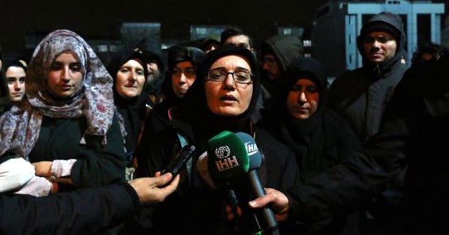 1-rqicyqopfv45eu8v_xslca