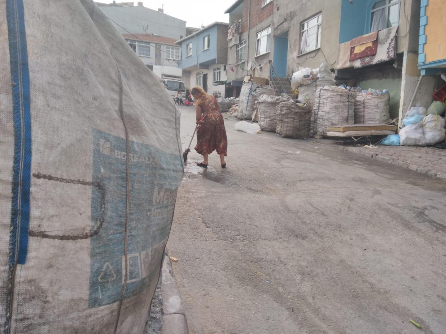 bir kadnla nasl tanrm dsi misafirhanesi