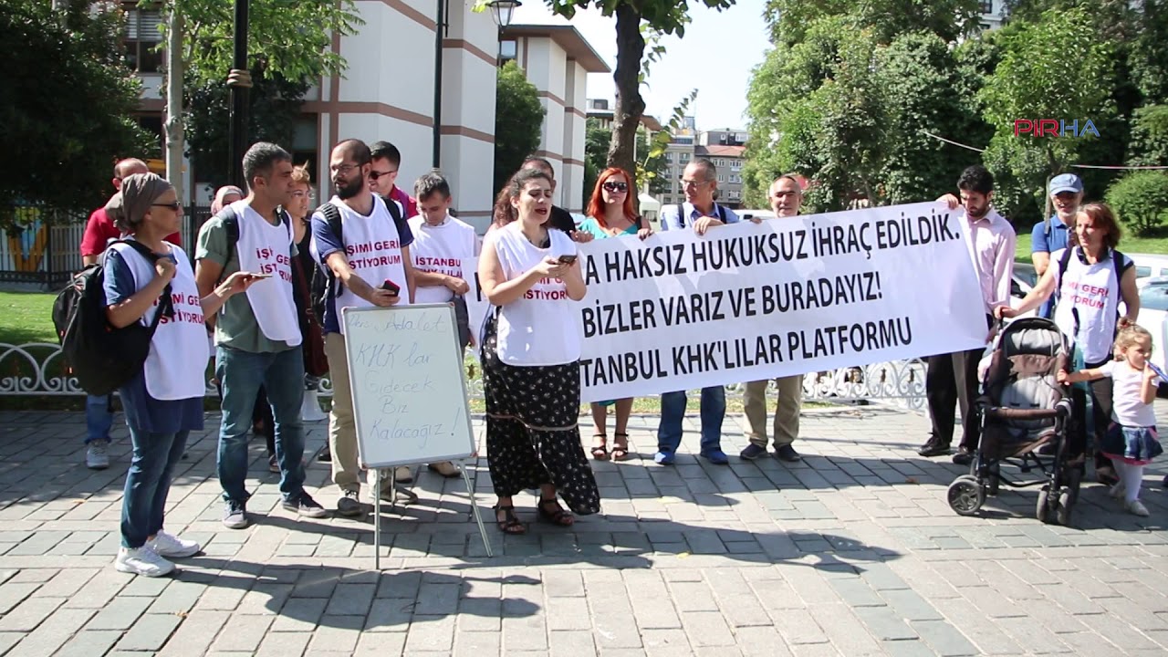 İstanbul KHK'liler Platformu: Öğretmenler okula KHK'ler çöpe