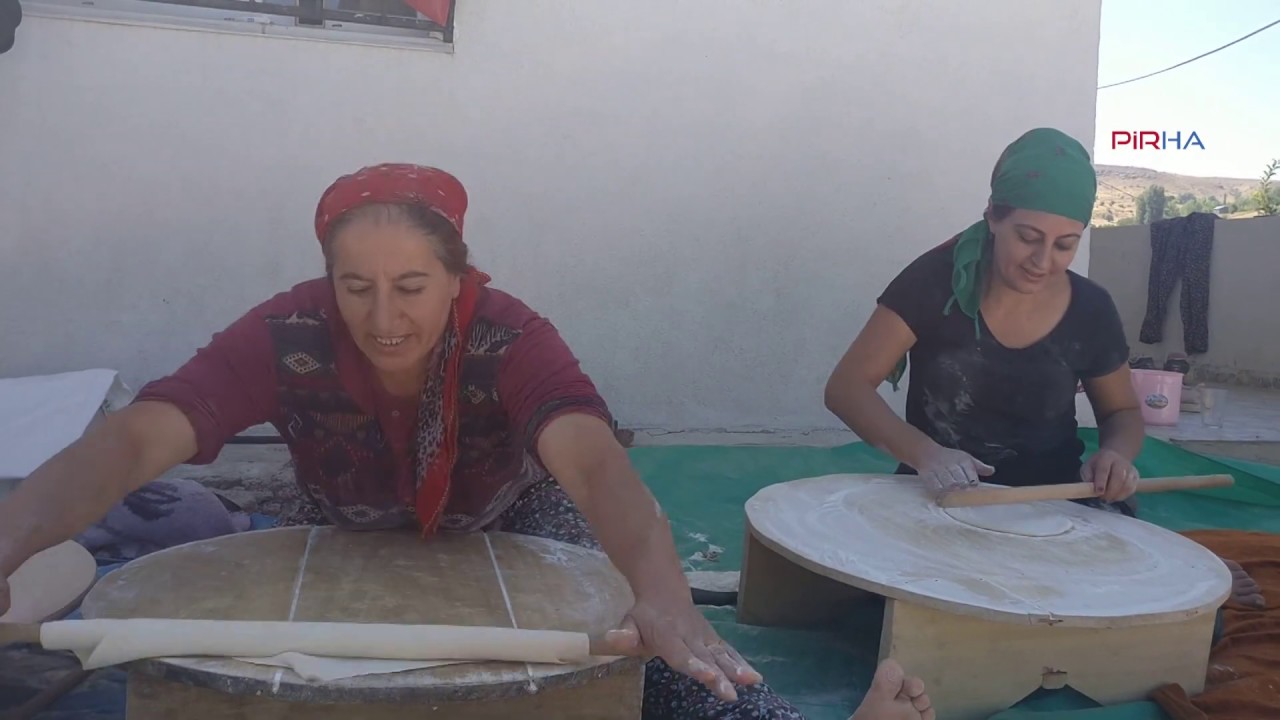 Karakoçanlı kadınların köylerde ‘kurutmalık’ mesaisi başladı