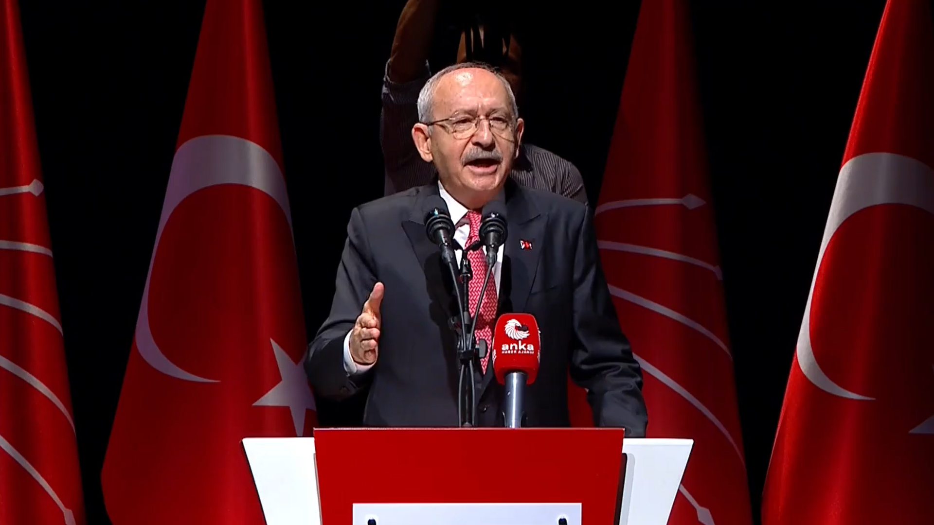 Kılıçdaroğlu: Ahlaklı, erdemli bir kurultayı toplayacağım!
